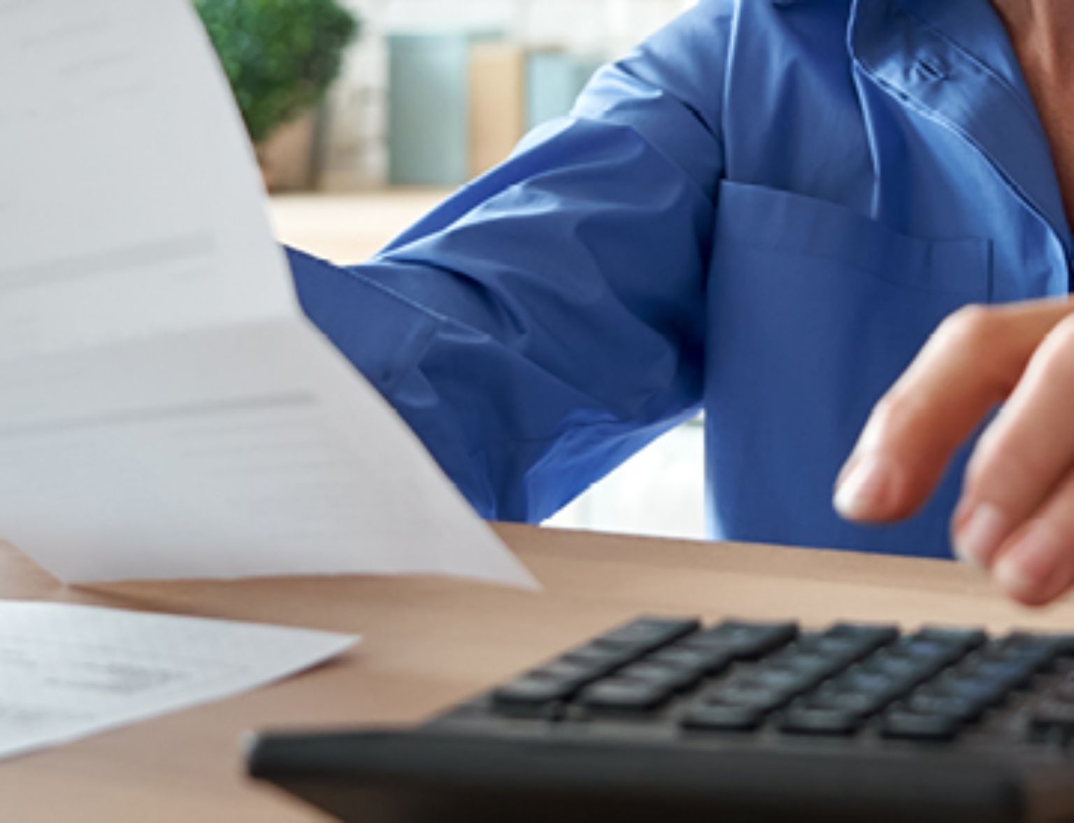 Blog Teaser - Ausfüllen der Steuererklärung aus dem Artikel Wie kann ich das Ausfüllen der Steuererklärung vereinfachen?