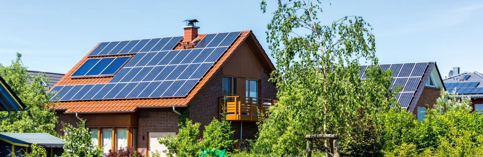 Blog Stage - Haus mit Garten