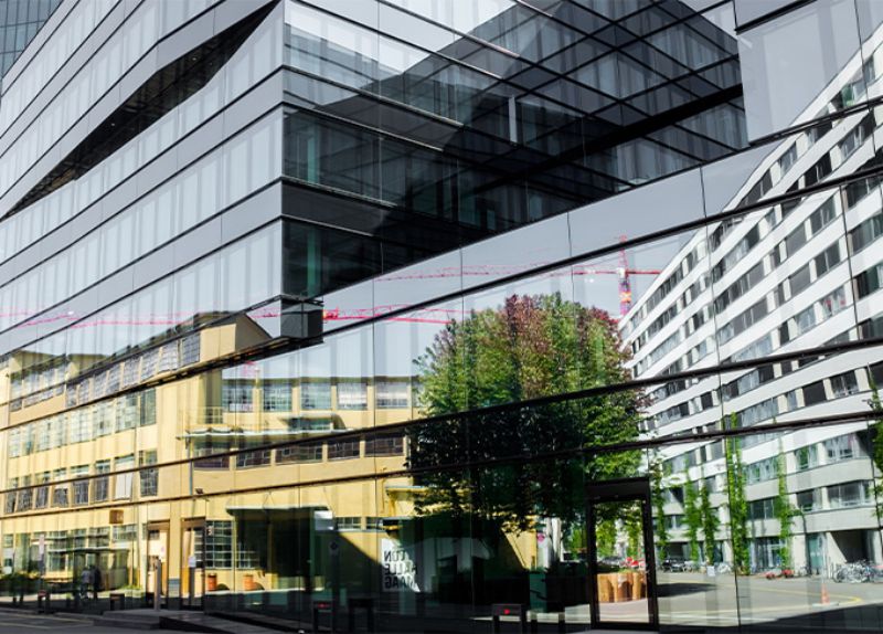 Gebäude Spiegel Baum